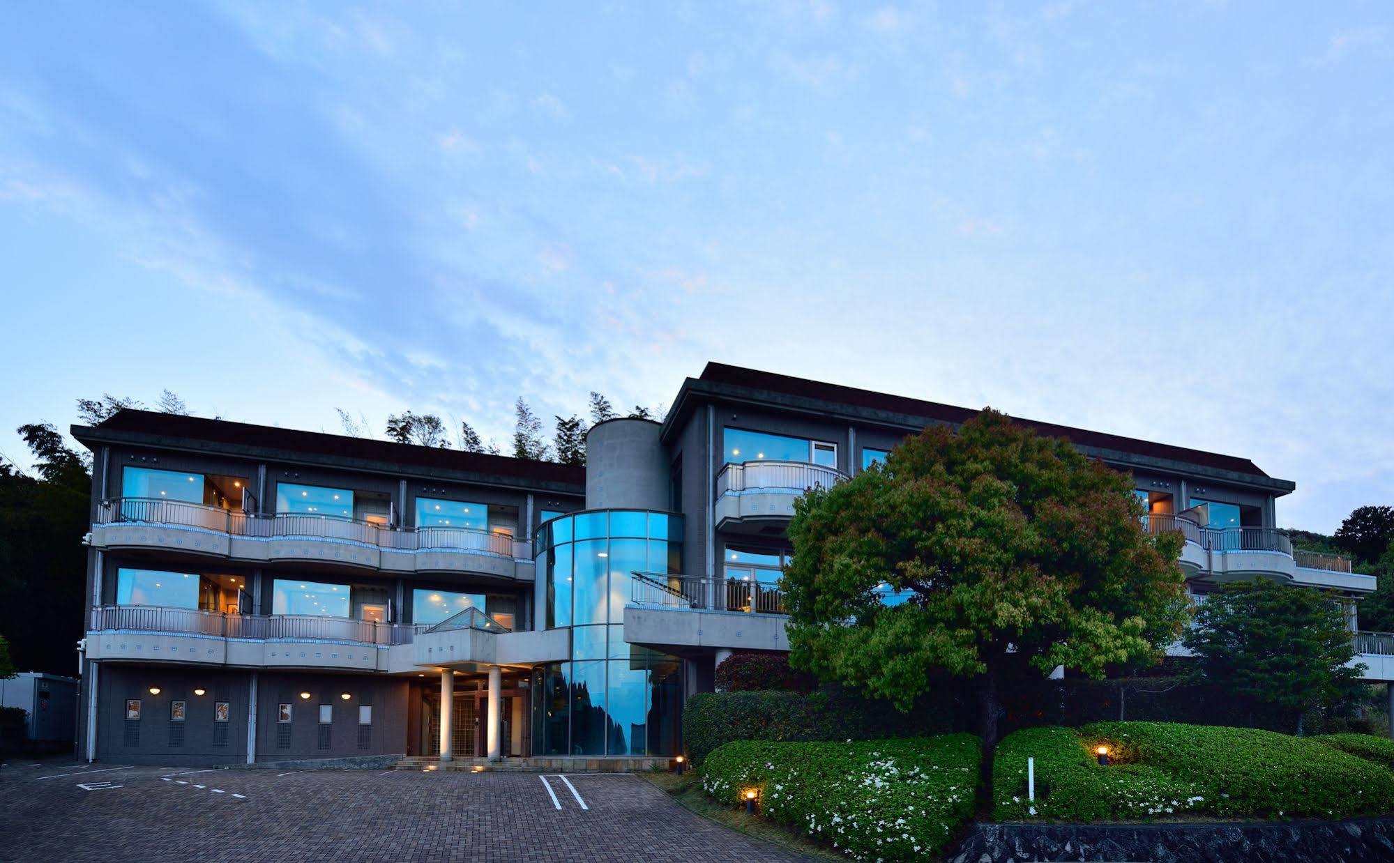Auberge Fontaine Bleau Atami Atami  Exterior foto
